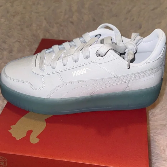 Puma White Sneakers with Teal Sole - Picture 1 of 4